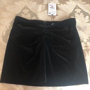 NWT Zara  velour mini skirt black size L